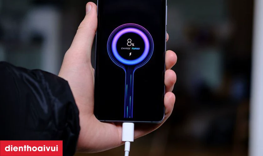 C&aacute;ch sạc pin đ&uacute;ng c&aacute;ch sau khi thay pin Xiaomi 13 Lite ch&iacute;nh h&atilde;ng Deji