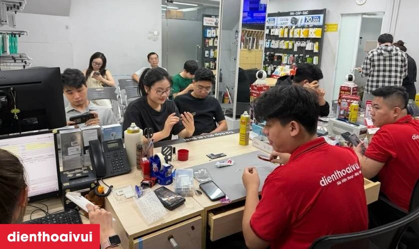 Thay pin Xiaomi 14T Pro ch&iacute;nh h&atilde;ng Deji ở đ&acirc;u uy t&iacute;n ch&iacute;nh h&atilde;ng?