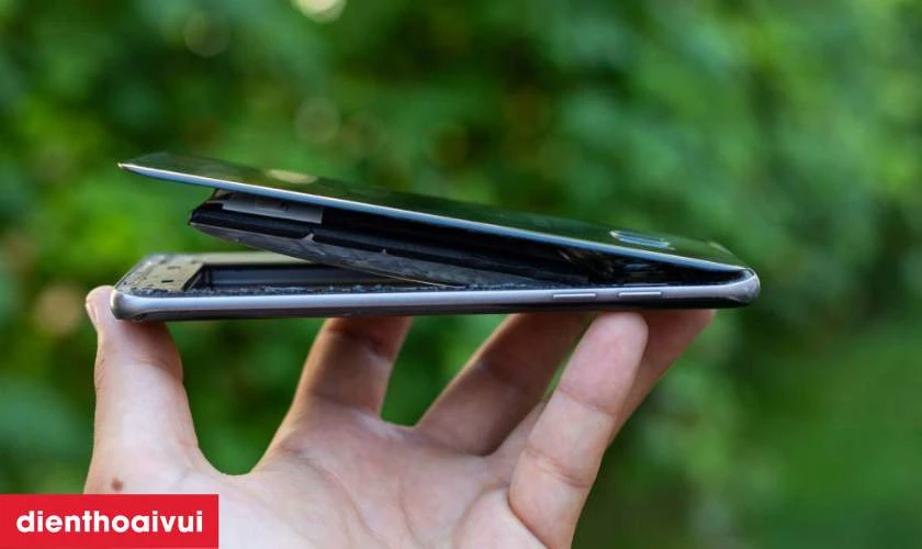 Thay pin Xiaomi Mi 11T Pro do pin phồng
