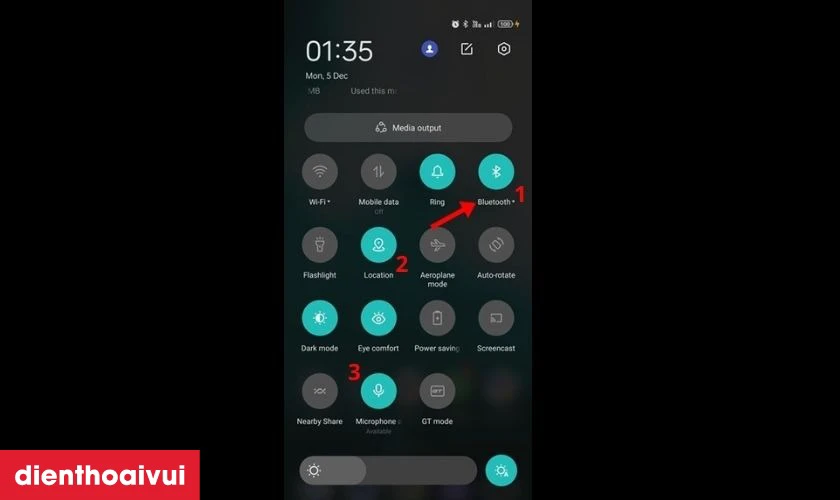 Mở qu&aacute; nhiều ứng dụng, t&iacute;nh năng chạy ngầm g&acirc;y &aacute;p lực cho pin