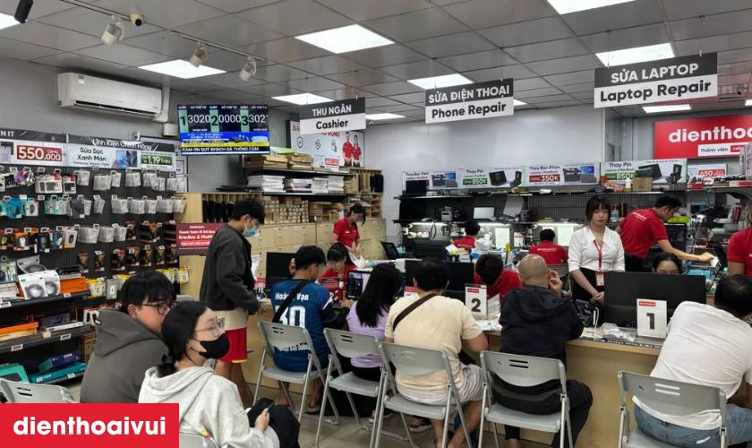 Quy tr&igrave;nh thay pin Xiaomi Redmi 10 lấy liền, uy t&iacute;n tại Điện Thoại Vui