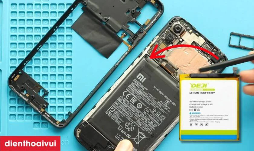 C&oacute; n&ecirc;n thay pin Xiaomi Redmi 6 h&atilde;ng Deji kh&ocirc;ng?