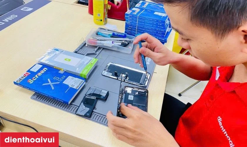 Quy tr&igrave;nh thay pin Xiaomi Redmi K30 Ultra lấy liền, uy t&iacute;n tại Điện Thoại Vui