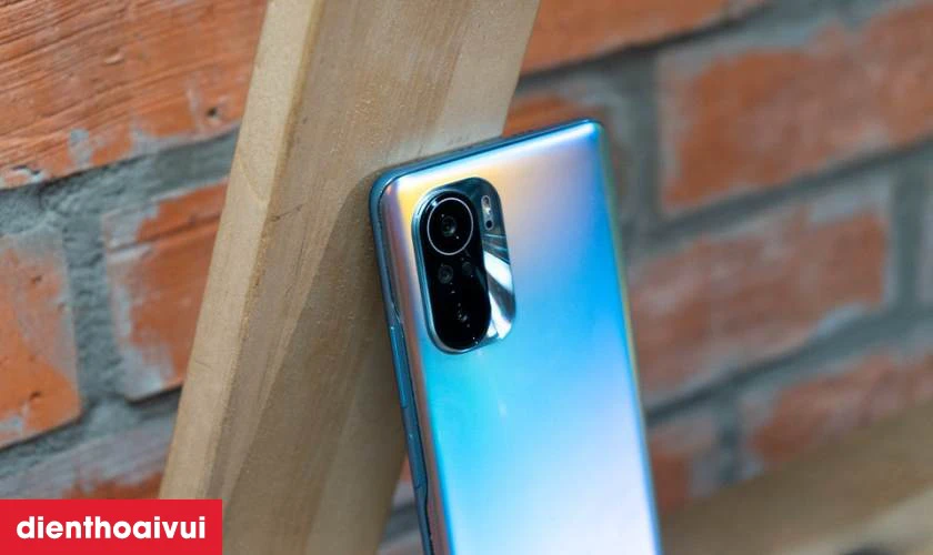 Mẹo k&eacute;o d&agrave;i tuổi thọ pin Xiaomi Redmi K40