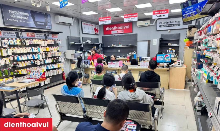 Dịch vụ thay pin Xiaomi Redmi Note 5 ch&iacute;nh h&atilde;ng Deji lấy liền tại Điện Thoại Vui