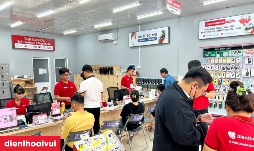 Quy tr&igrave;nh thay pin Xiaomi Redmi Note 8 Pro tại Điện Thoại Vui