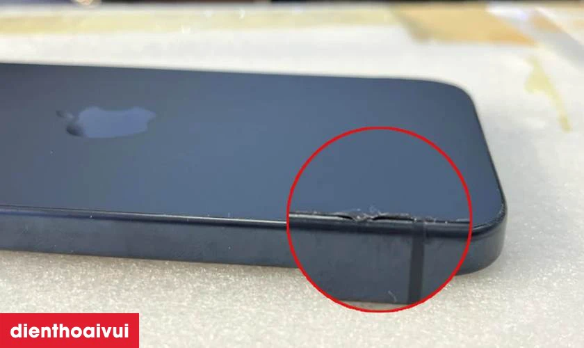 Khi nào cần thay ron màn hình iPhone 15 Pro?