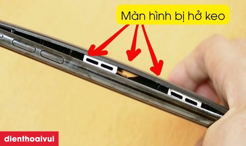 Dấu hiệu cần thay ron m&agrave;n h&igrave;nh iPhone X