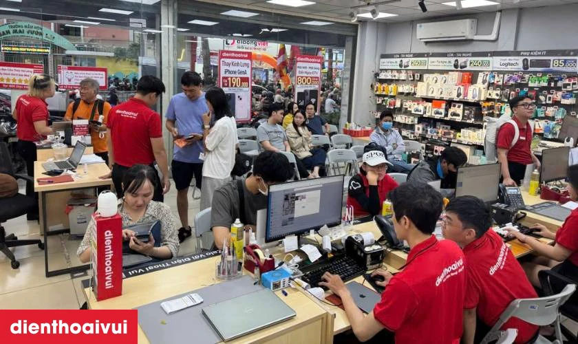 Quy tr&igrave;nh thay ron viền nẹp nhựa m&agrave;n h&igrave;nh