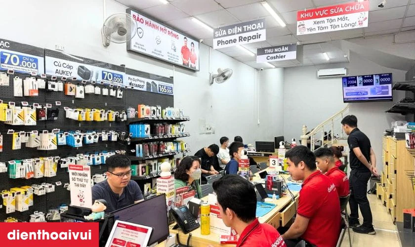 Quy tr&igrave;nh thay rung iPhone 11 tại Điện Thoại Vui