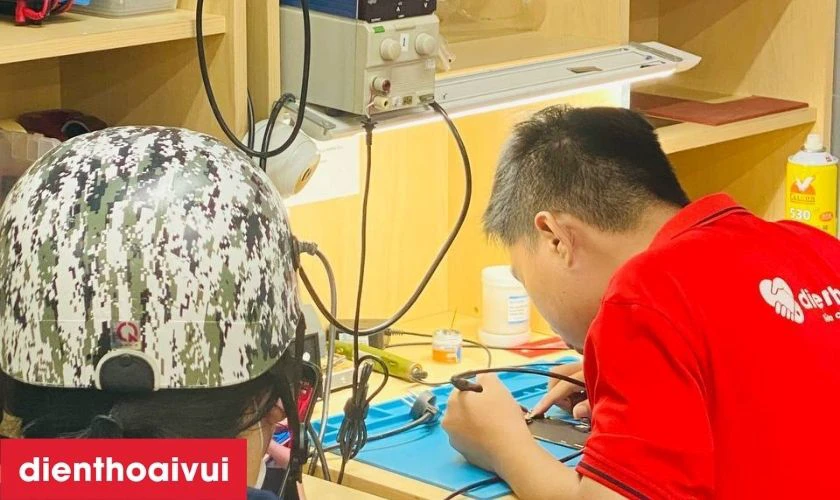 Lưu &yacute; khi thay vỏ điện thoại