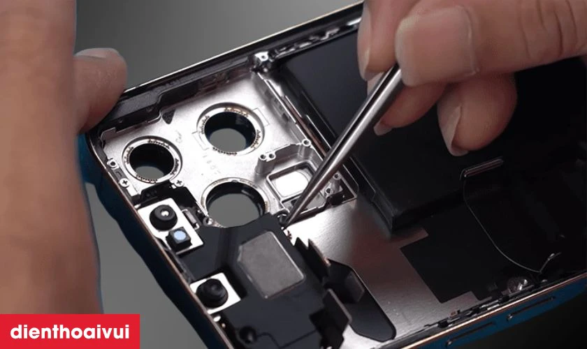 Thay vỏ iPhone&nbsp;c&oacute; ảnh hưởng g&igrave; kh&ocirc;ng?