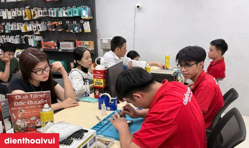 Vì sao nên thay vỏ iPhone 17 Pro chính hãng GENA tại Điện Thoại Vui?