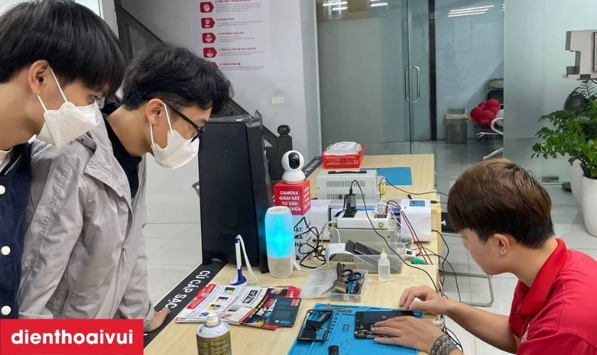 7 lý do thay vỏ iPhone tại Điện Thoại Vui quận Long Biên