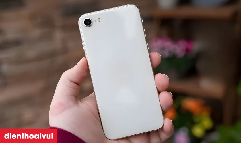 Thay vỏ iPhone SE 2020