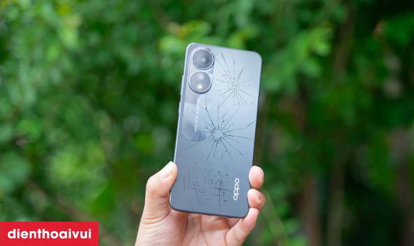 Thay vỏ m&aacute;y điện thoại Oppo khi n&agrave;o?