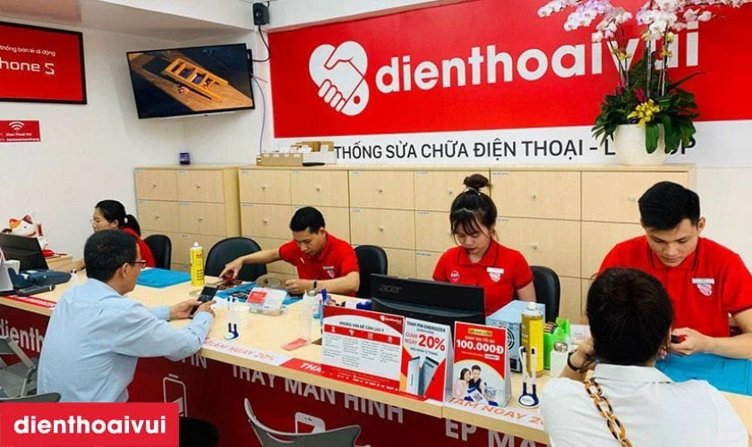 Dịch vụ thay vỏ OPPO Reno 4 ch&iacute;nh h&atilde;ng, lấy liền tại Điện Thoại Vui