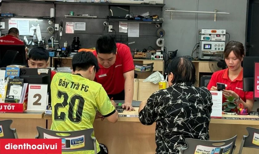 Tiếp nhận thông tin tình trạng Realme 14T