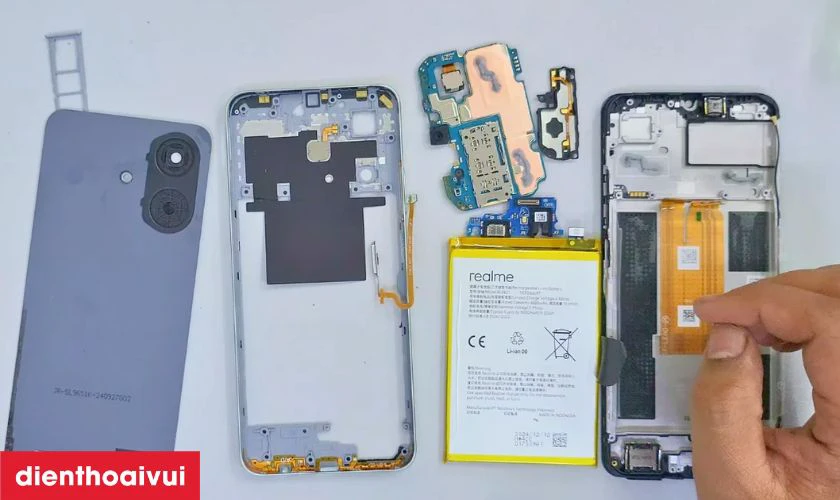 Thay vỏ Realme Note 60 bao gồm những gì?