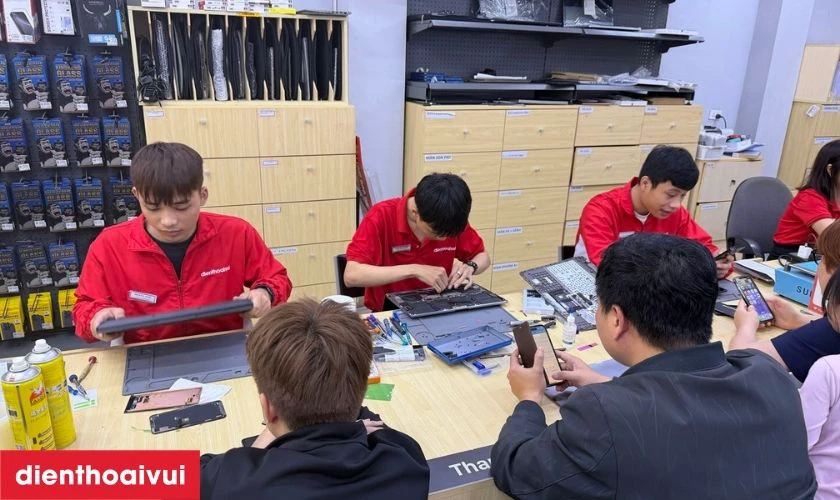 Quy trình thay vỏ Xiaomi Redmi 13X uy tín tại Điện Thoại Vui