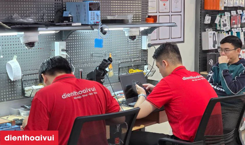 Quy trình thay vỏ Xiaomi Redmi Note 11 Pro chuyên nghiệp tại Điện Thoại Vui