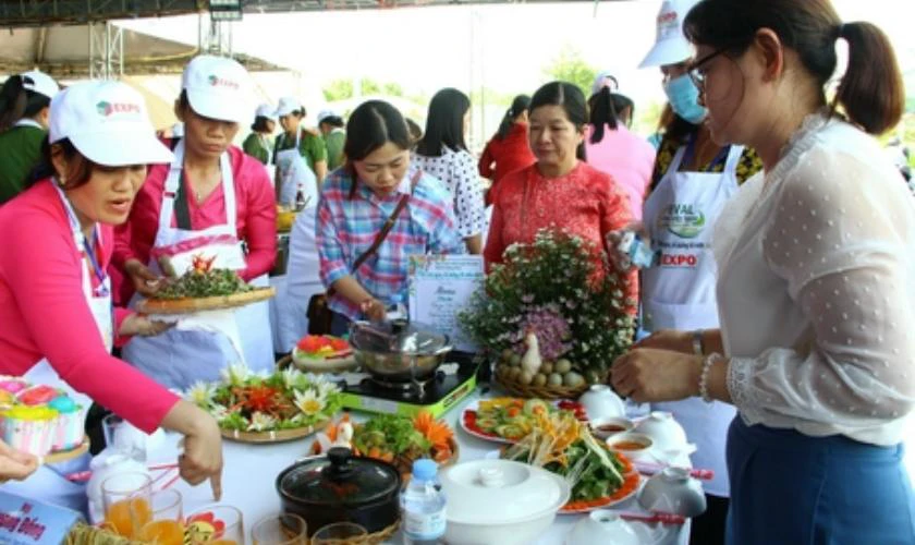 Thi nấu ăn 8/3 có ý nghĩa gì?