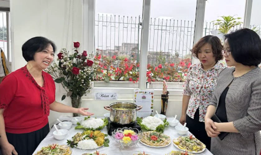 Bài thuyết trình thi nấu ăn ngày 8/3 ý nghĩa nhất 2025