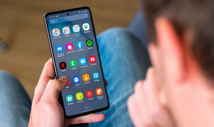 Thời lượng pin Galaxy Note 10 d&ugrave;ng được bao l&acirc;u?