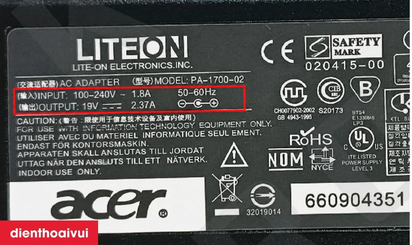 th&ocirc;ng số tr&ecirc;n cục sạc laptop