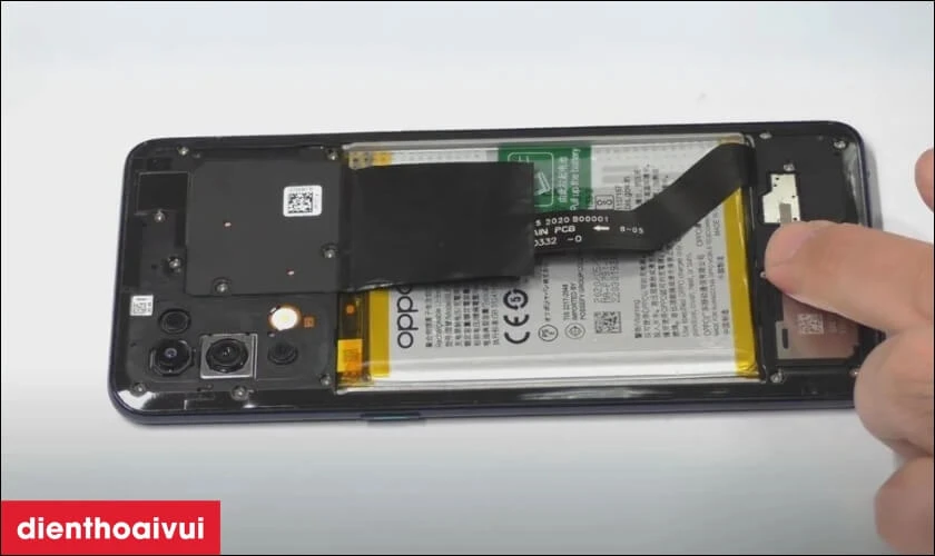 C&oacute; n&ecirc;n thay pin OPPO Reno 4 5G kh&ocirc;ng?