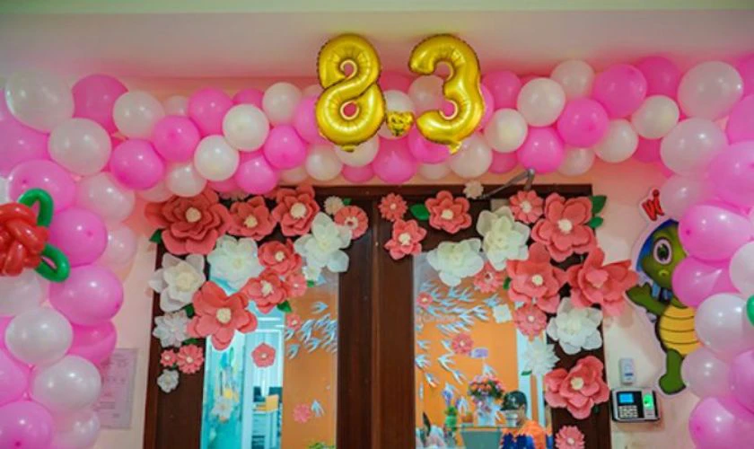 Trang trí trường mầm non bằng bong bóng đẹp