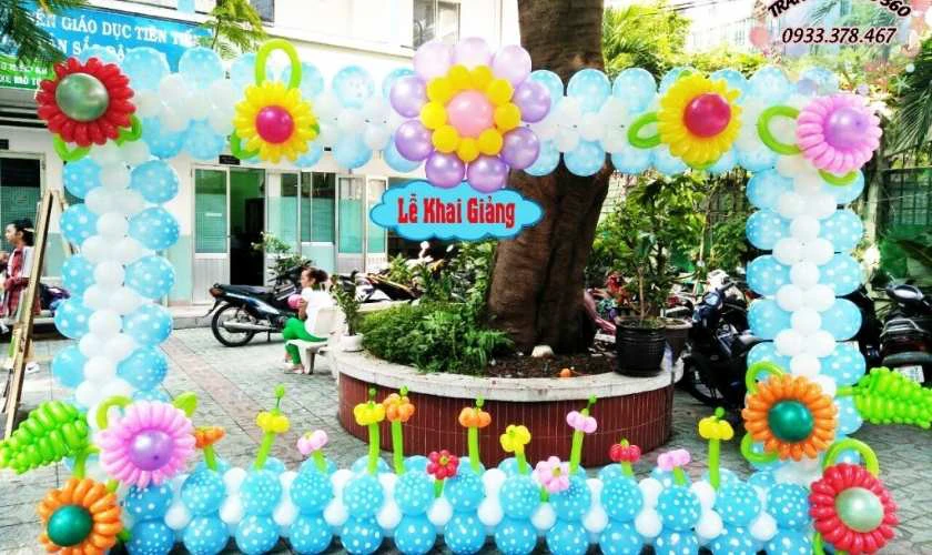 Thiết kế trường mầm non với hoa đẹp, ấn tượng ng&agrave;y tựu trường