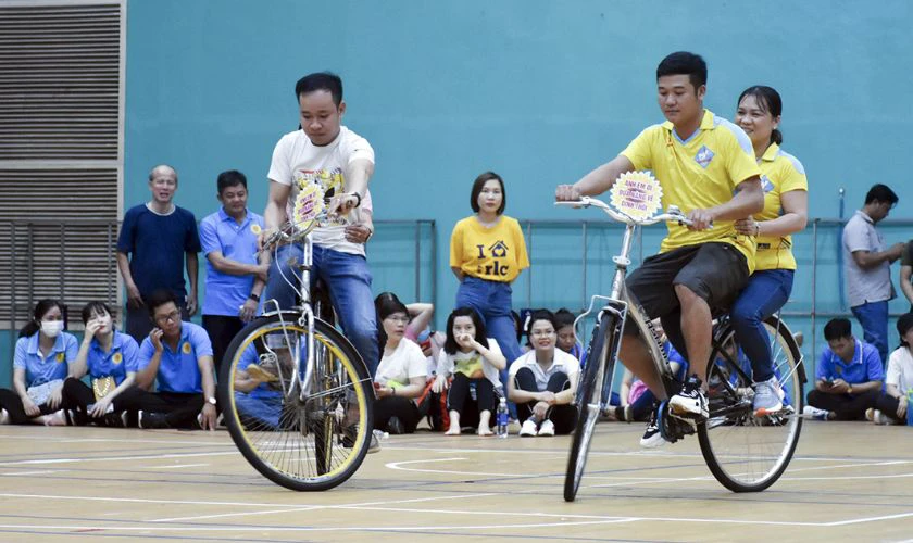 Đua xe đạp chậm