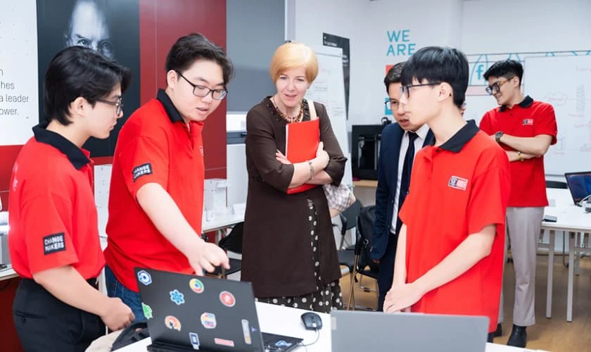 Các khoản chi phí khác ngoài trường Swinburne (Việt Nam) học phí