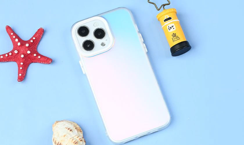 Tặng ốp lưng điện thoại cực ciu cho nàng vào ngày 20/10