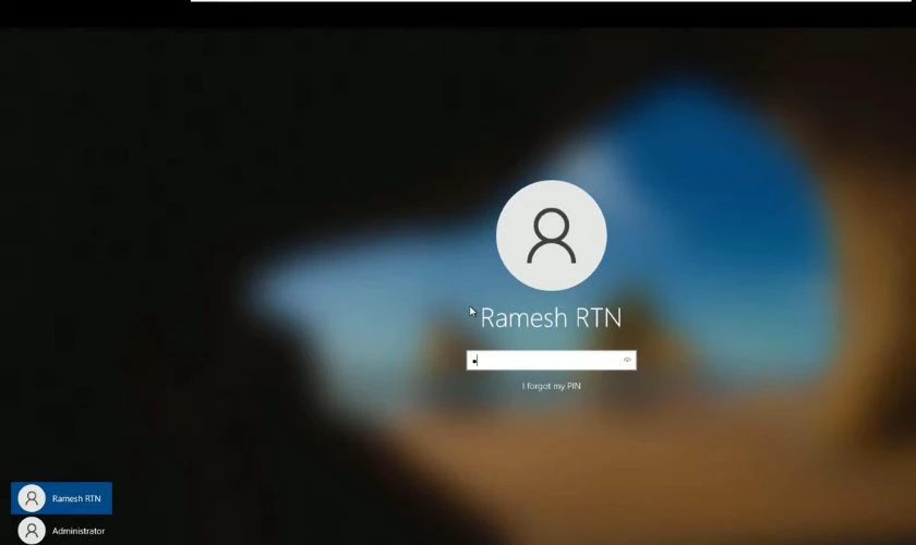 Bạn chọn tài khoản quản trị viên, nhập mật khẩu nếu được yêu cầu