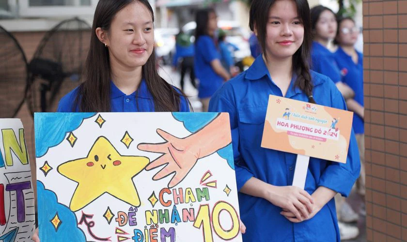 Hình ảnh cổ vũ các bạn học sinh trong mùa thi
