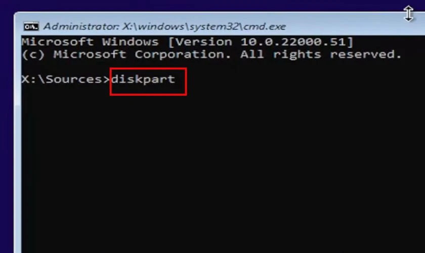 Trong cửa sổ Command Prompt, gõ lệnh diskpart và nhấn Enter