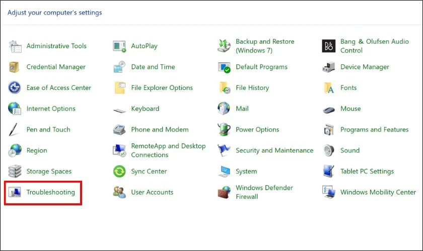 Trong m&agrave;n h&igrave;nh hiển thị, bạn chọn v&agrave;o mục Troubleshooting