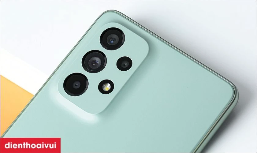 Điện thoại Samsung Galaxy A73