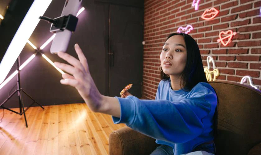 C&aacute;ch tạo video b&aacute;n h&agrave;ng m&agrave; kh&ocirc;ng bị "ch&aacute;n"