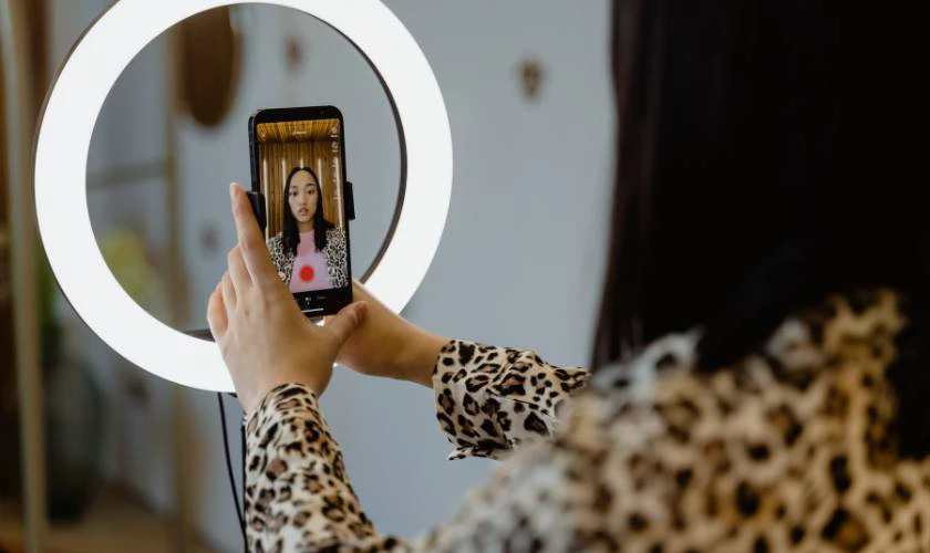 Bi&ecirc;n tập video sao cho hấp dẫn&nbsp;