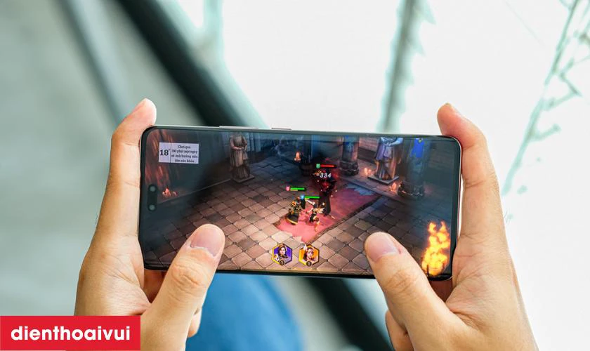 Cấu h&igrave;nh mạnh mẽ với chip Snapdragon 7 Gen 1 hiện đại