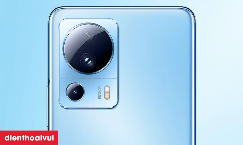 Camera ấn tượng, đa t&iacute;nh năng