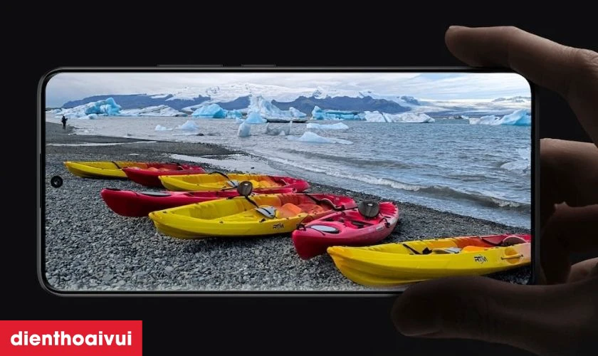 M&agrave;n h&igrave;nh AMOLED 6.67 inch sắc n&eacute;t n&acirc;ng cao trải nghiệm h&igrave;nh ảnh