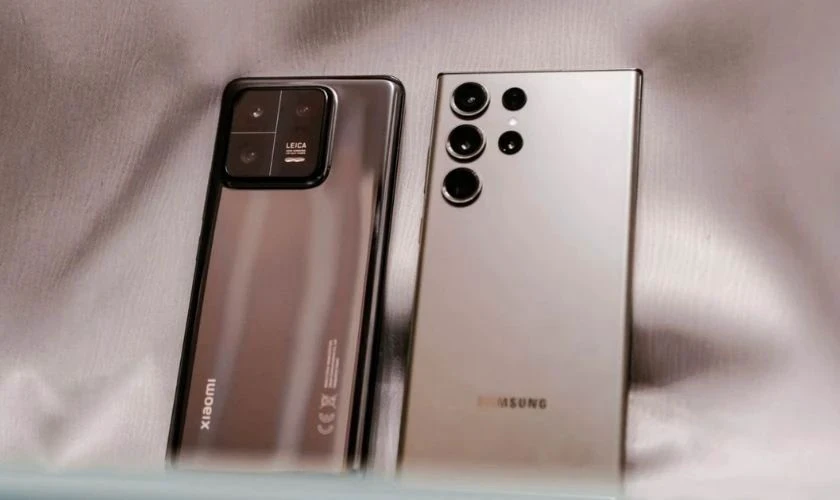 Samsung có sự đầu tư về thông số cao hơn so với Xiaomi