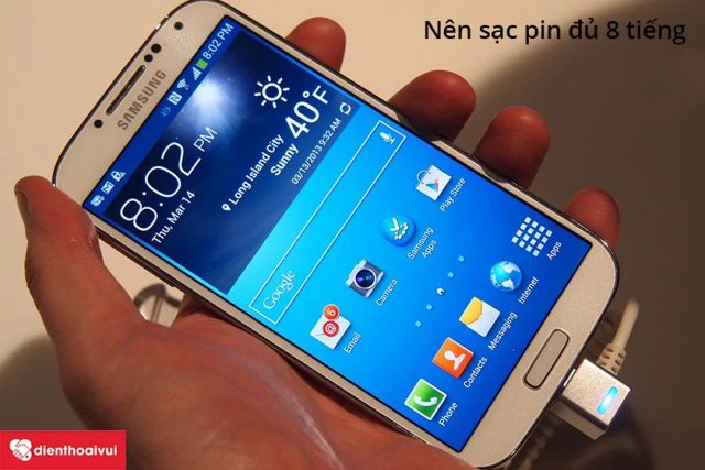 Sạc pin đủ 8 tiếng trong lần sạc đầu ti&ecirc;n