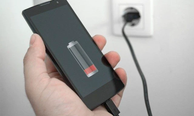 Điện thoại Lenovo cắm sạc kh&ocirc;ng v&agrave;o pin hoặc chập chờn v&agrave; c&aacute;ch khắc phục