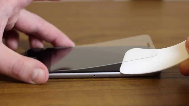 lỗi iPhone kh&ocirc;ng tự tắt m&agrave;n h&igrave;nh khi nghe gọi