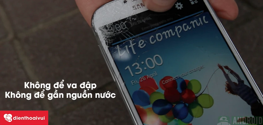 C&aacute;ch khắc phục tạm thời khi m&agrave;n h&igrave;nh Samsung Galaxy S4 bị vỡ